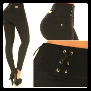 100% AUTHENTIC COLOMBIAN JEANS•LIKE NEW/WORN ONCE!